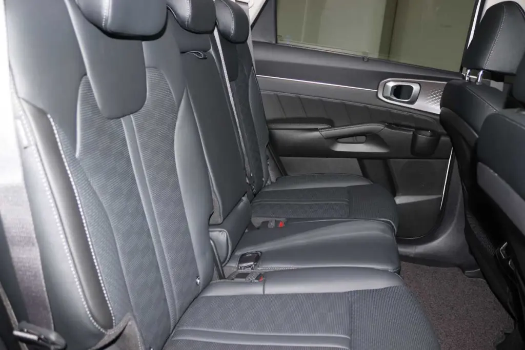 2025 KIA SORENTO  2.2D SX AWD