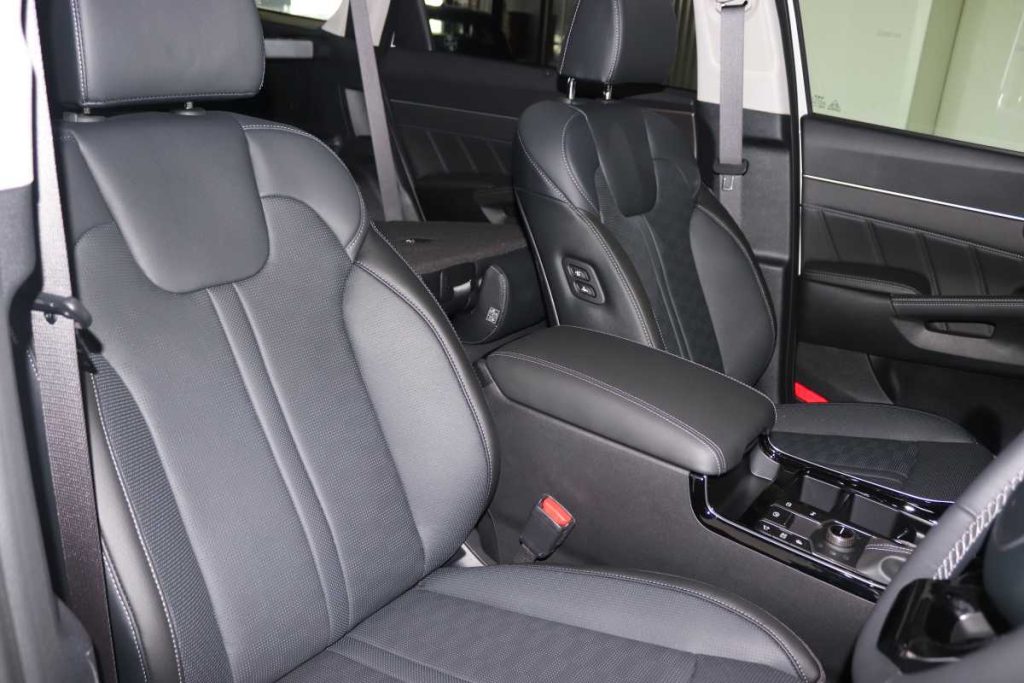 2025 KIA SORENTO  2.2D SX AWD