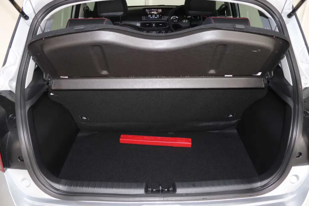 2026 HYUNDAI GRAND i10 1.0 MOTION/PREMIUM