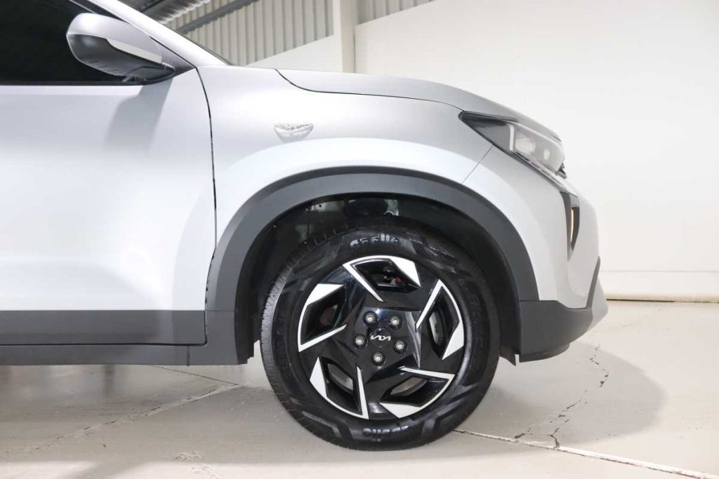 2024 KIA SONET 1.5 LX CVT