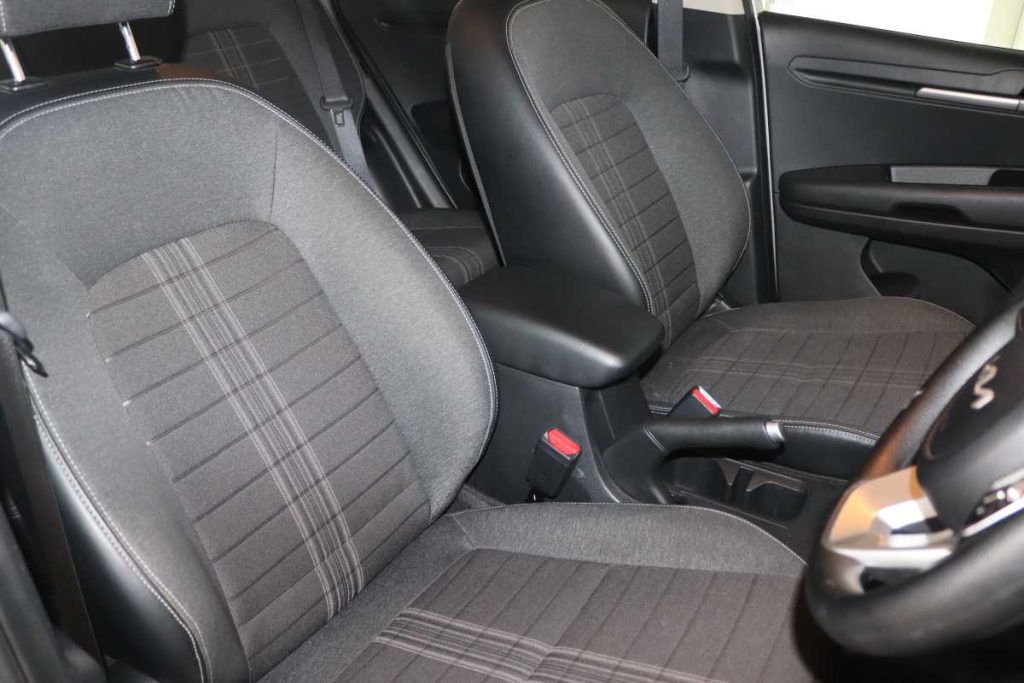 2024 KIA SONET 1.5 LX CVT