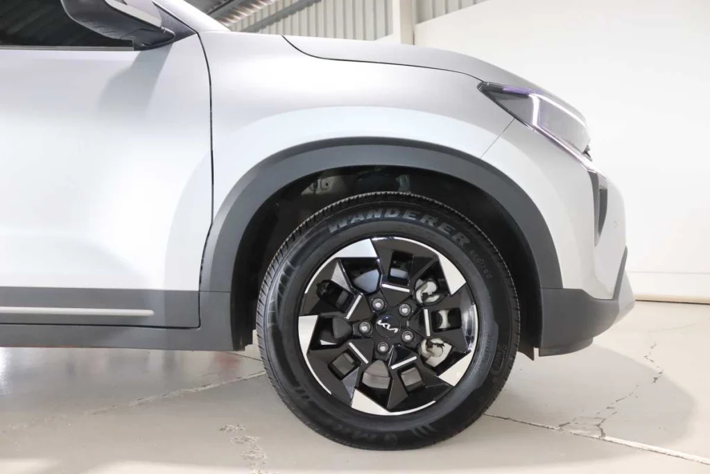 2024 KIA SONET 1.5 SX CVT