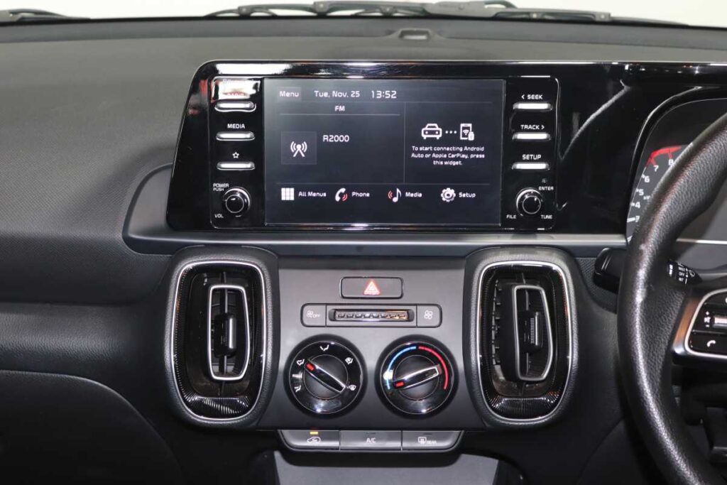 2024 KIA SONET 1.5 LX CVT