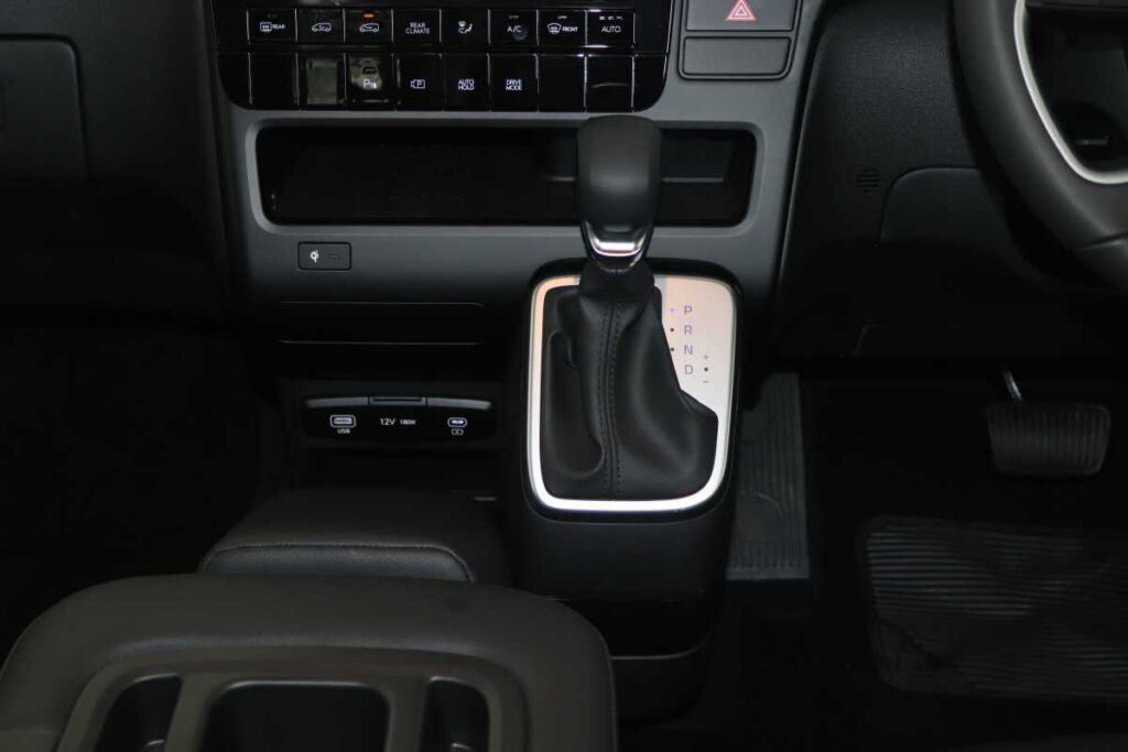 2026 HYUNDAI STARIA 2.2D EXECUTIVE A/T