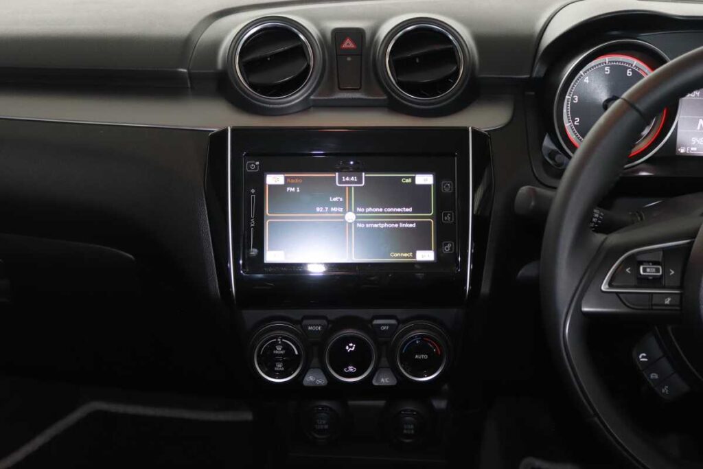 2024 SUZUKI SWIFT 1.2 GLX AMT