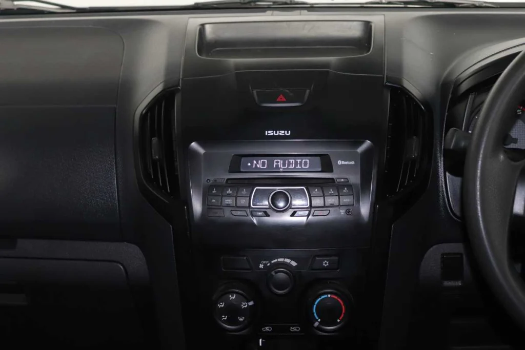 2022 ISUZU D-MAX 250 HO HI-RIDE A/T D/C P/U