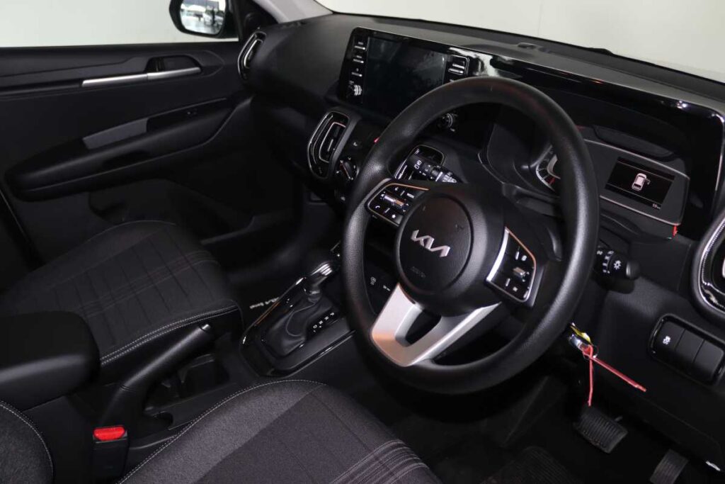 2026 KIA SONET 1.5 CVT LS