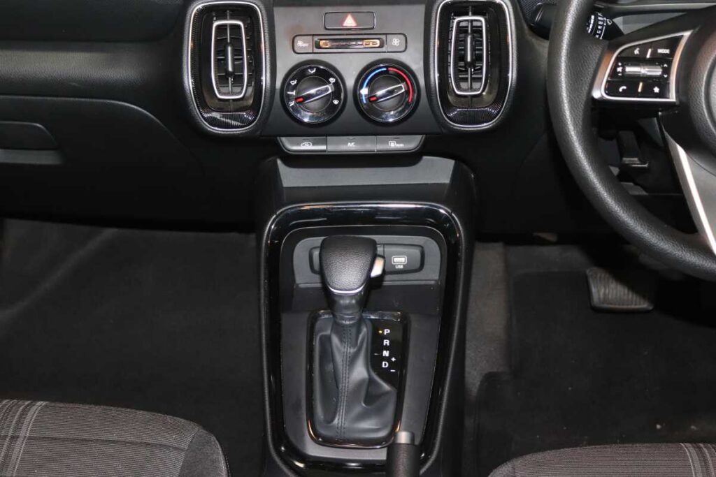 2024 KIA SONET 1.5 LX CVT