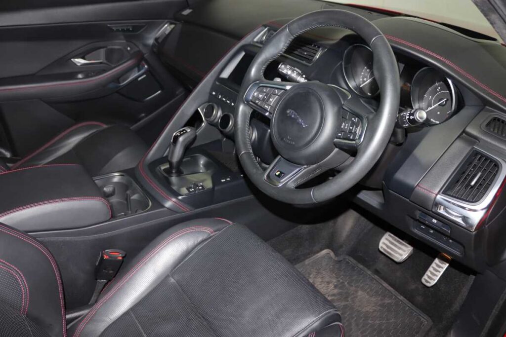 2018 JAGUAR E-PACE D180 2.0D FIRST EDITION (132KW)