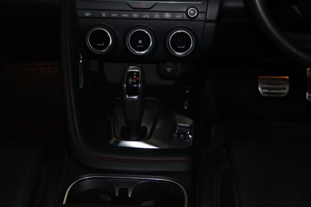 2018 JAGUAR E-PACE D180 2.0D FIRST EDITION (132KW)