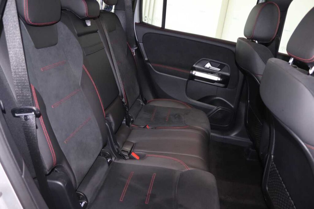 2024 MERCEDES-BENZ GLB 220D PROGRESSIVE