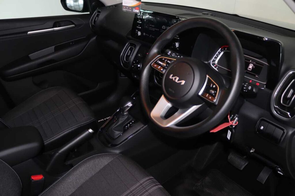 2026 KIA SONET 1.5 LX CVT