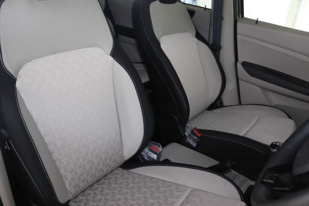 2026 RENAULT TRIBER 1.0 TECHNO