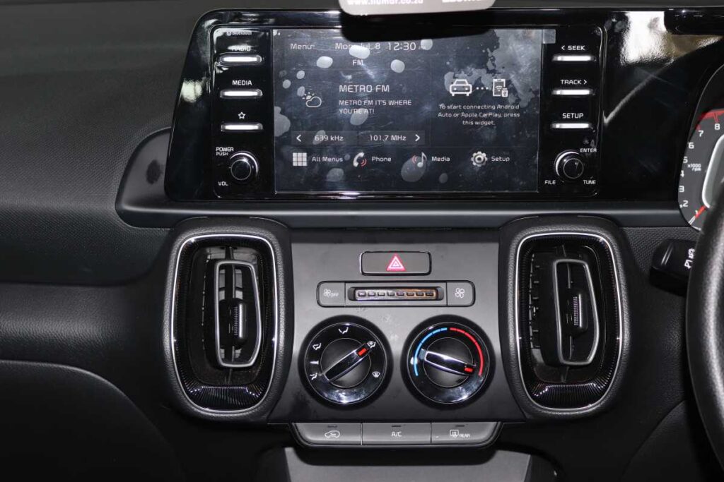 2026 KIA SONET 1.5 LX CVT