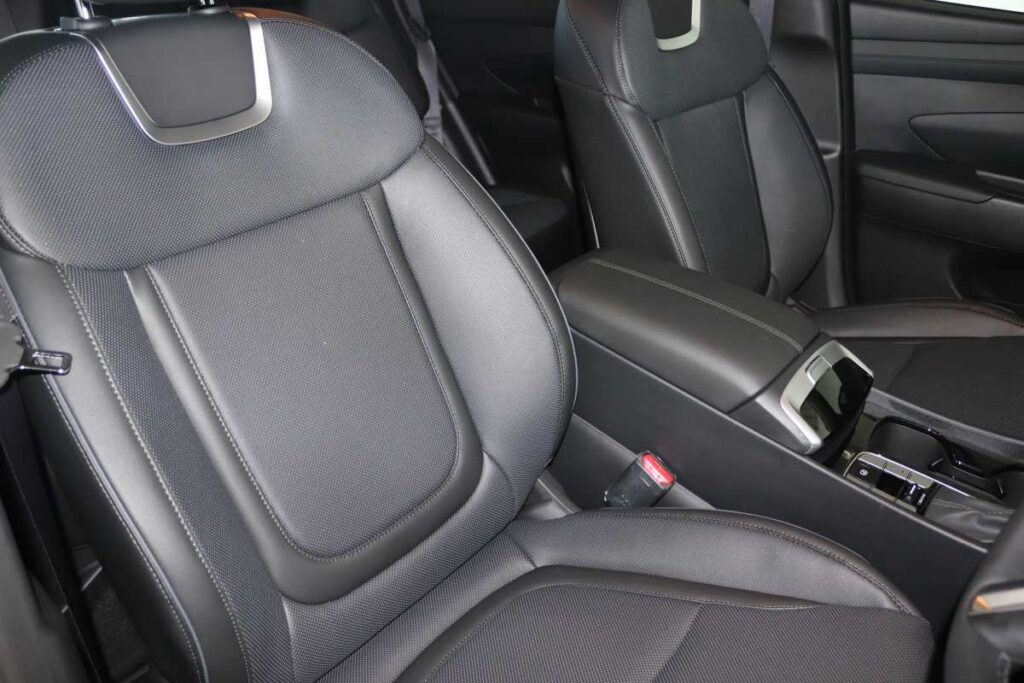 2026 HYUNDAI TUCSON 2.0 PREMIUM A/T