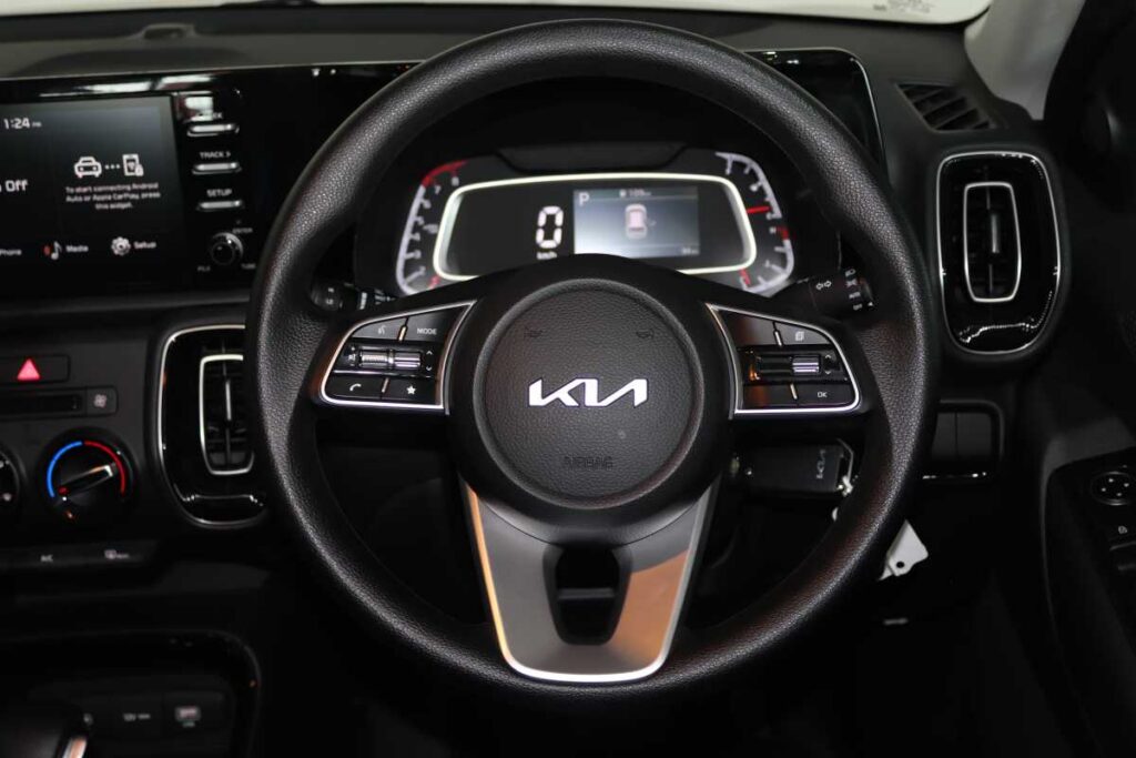 2026 KIA SONET 1.5 LX CVT