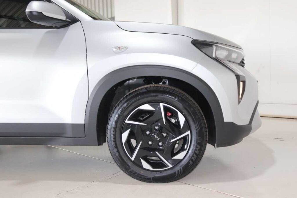 2026 KIA SONET 1.5 LX CVT