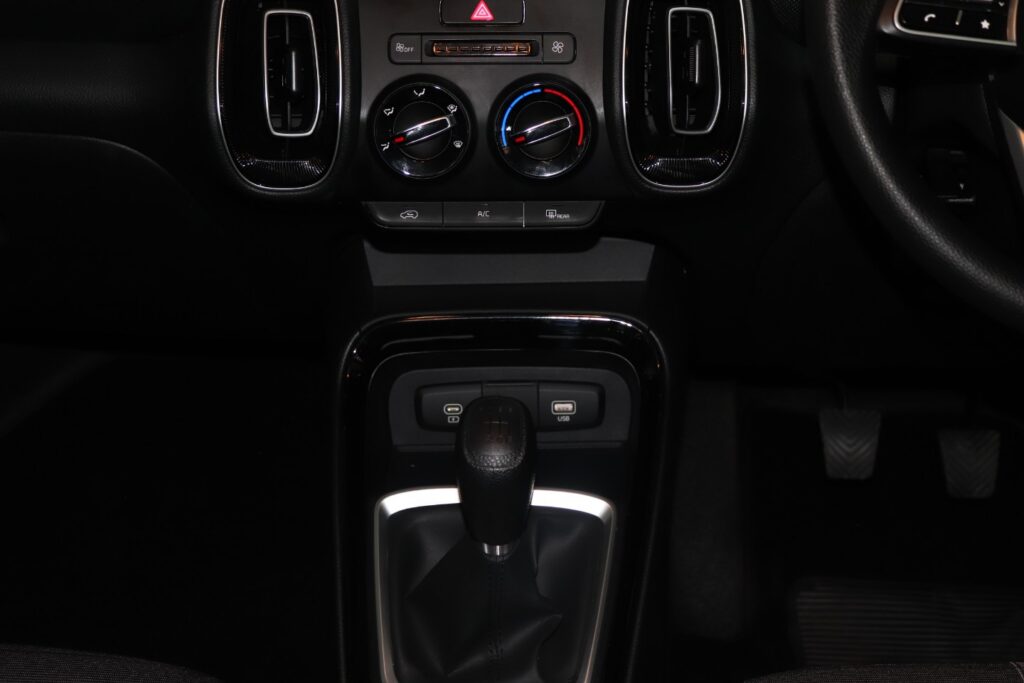 2026 KIA SONET 1.5 LS