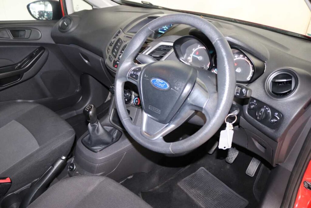 2014 FORD FIESTA 1.4 AMBIENTE 5 Dr