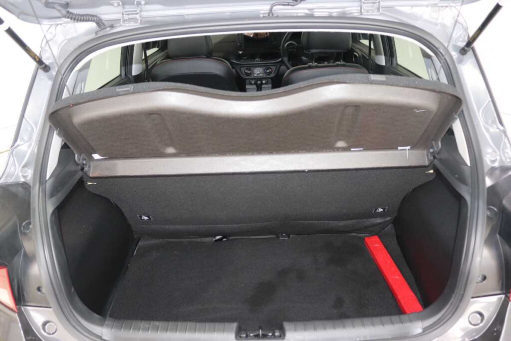 2026 HYUNDAI GRAND i10 1.0 MOTION/PREMIUM