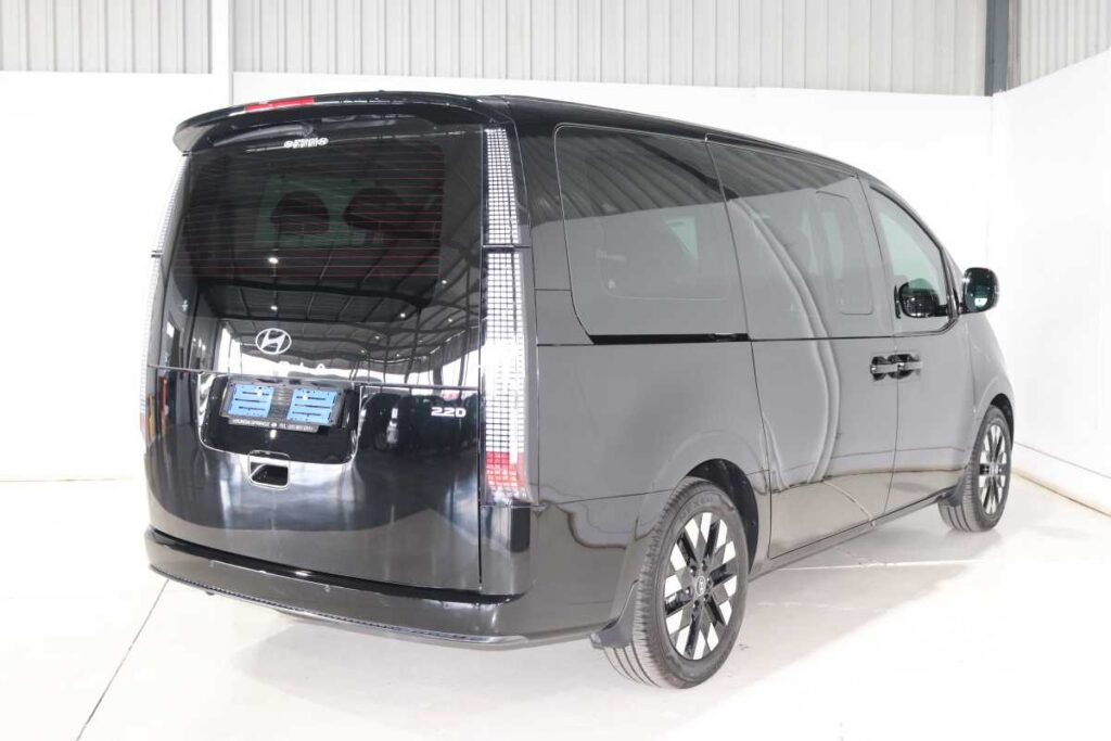 2026 HYUNDAI STARIA 2.2D LUXURY A/T