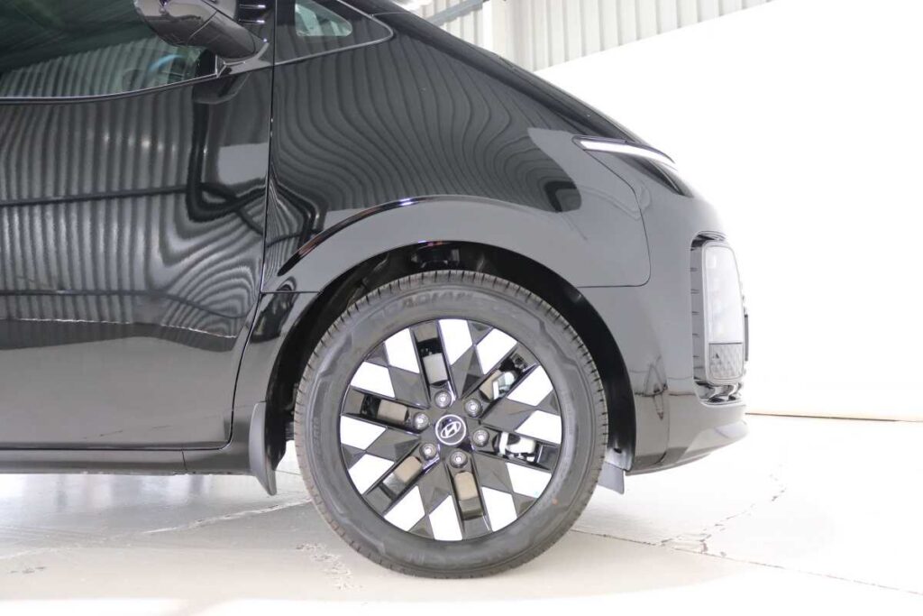 2026 HYUNDAI STARIA 2.2D LUXURY A/T