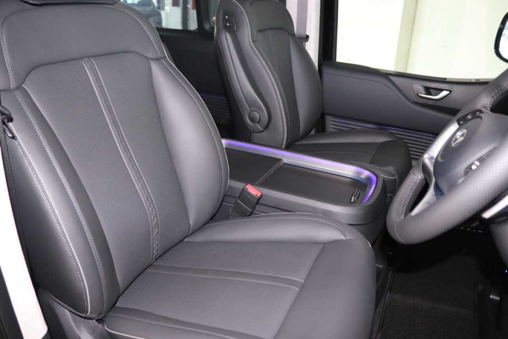 2026 HYUNDAI STARIA 2.2D LUXURY A/T