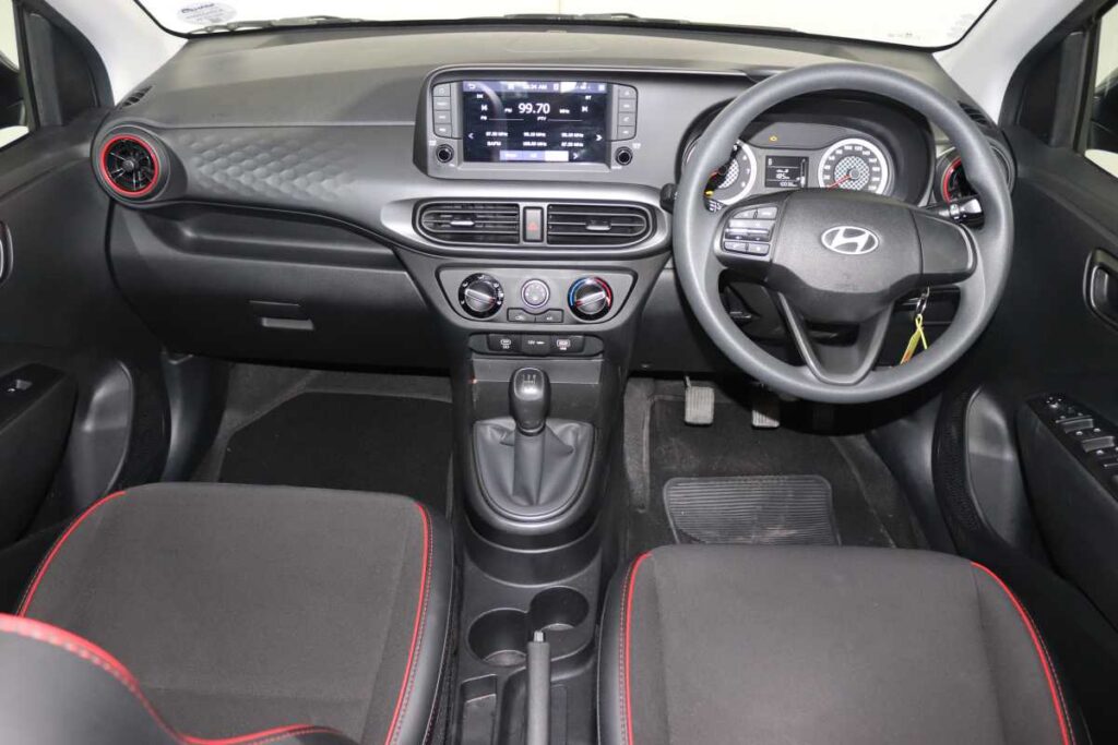 2026 HYUNDAI GRAND i10 1.0 MOTION/PREMIUM