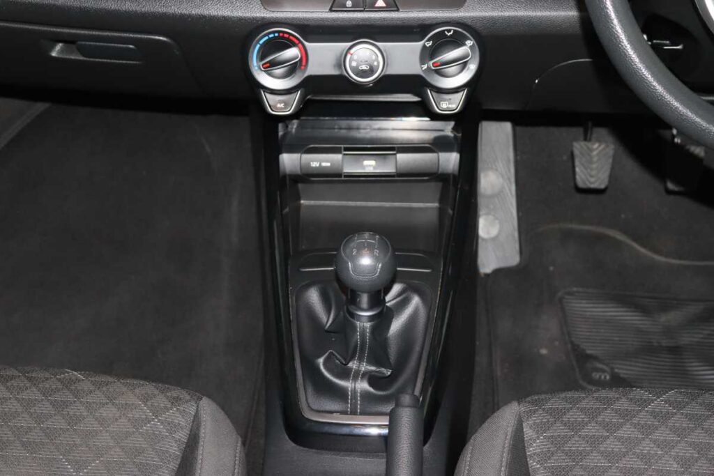 2023 KIA RIO 1.2 LS 5DR