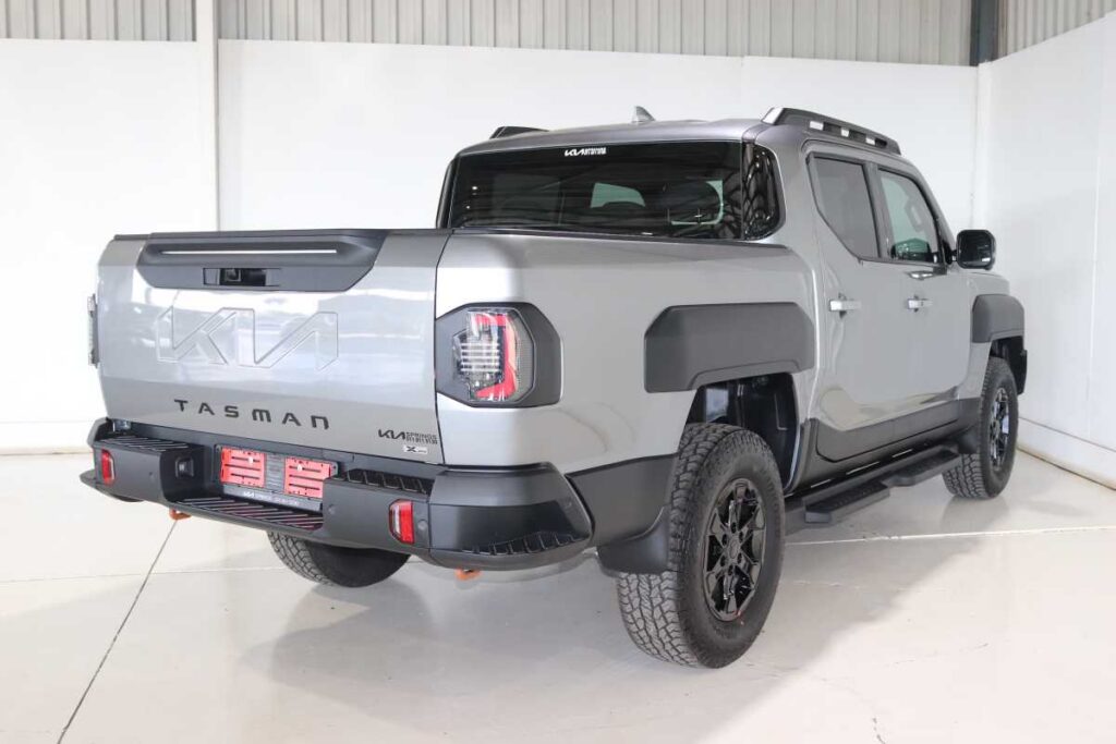 2026 KIA TASMAN 2.2D X-PRO P/U D/C A/T 4X4