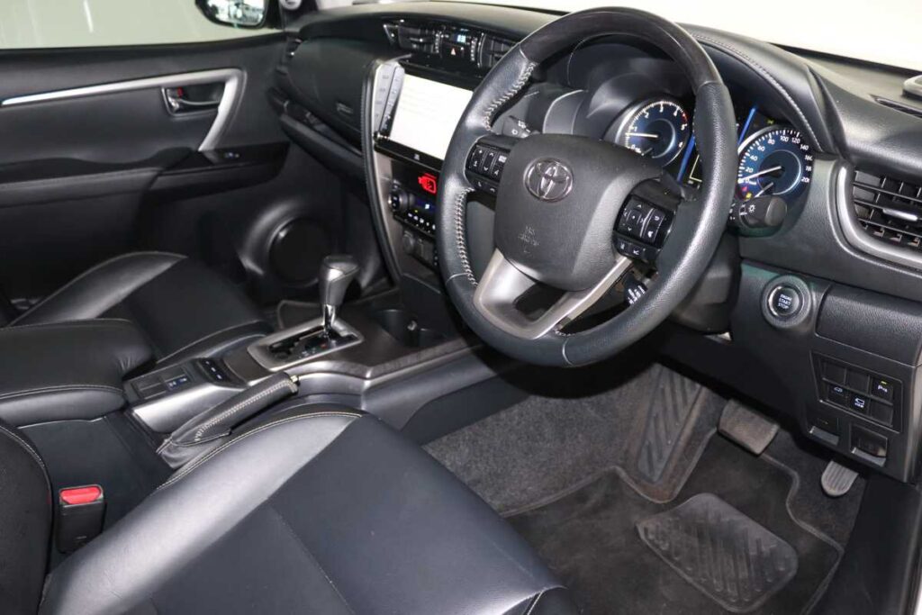 2023 TOYOTA FORTUNER 2.8GD-6 VX A/T