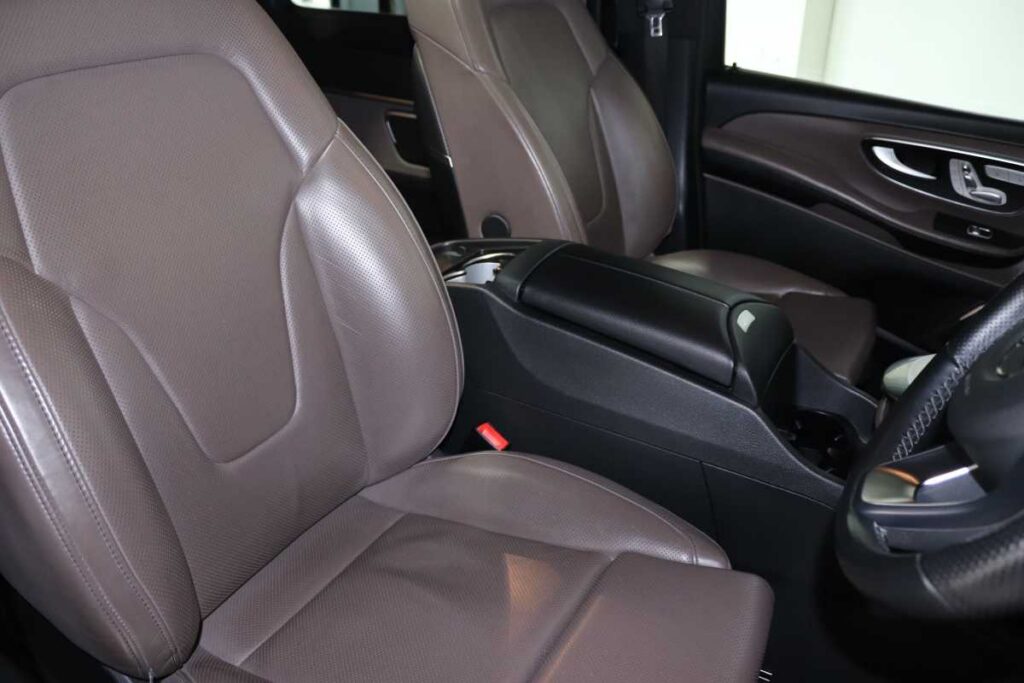 2023 MERCEDES-BENZ V300d EXCLUSIVE