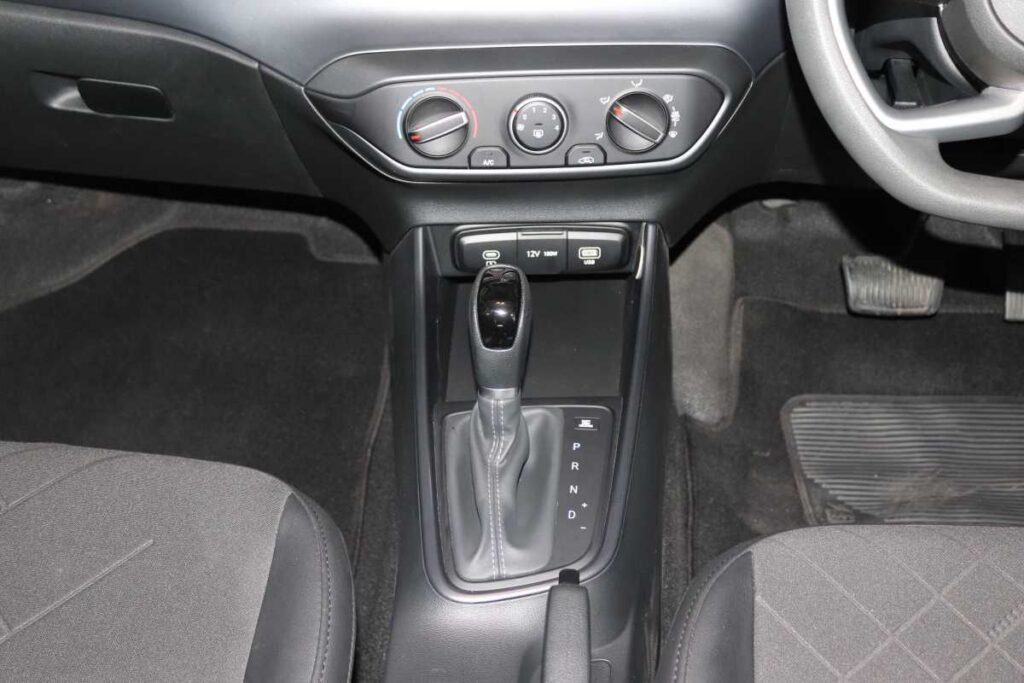 2024 HYUNDAI I20 1.4 PREMIUM A/T