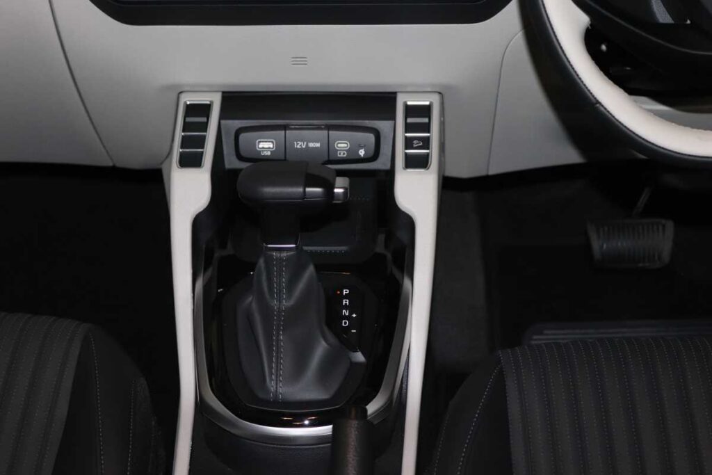 2026 KIA CARENS 1.5D AT LX