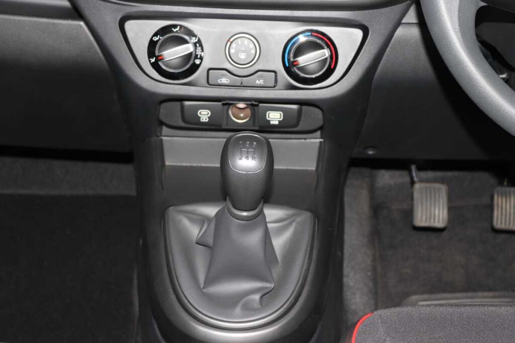 2026 HYUNDAI GRAND i10 1.0 EXECUTIVE MT MY26