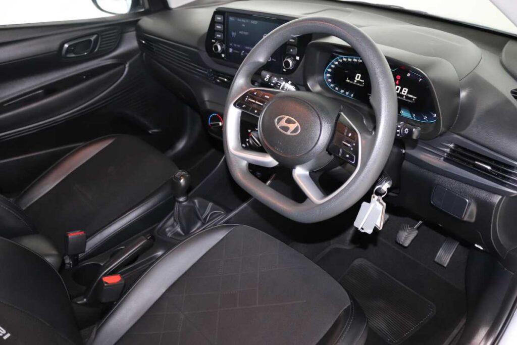 2024 HYUNDAI I20 1.2 PREMIUM