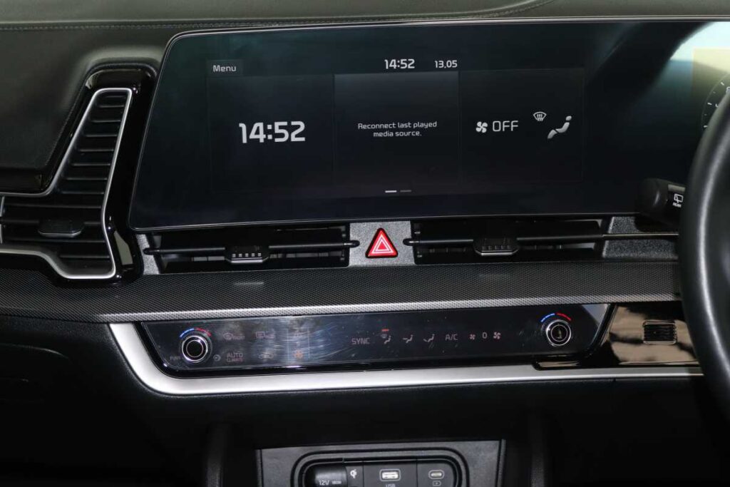 2025 KIA SPORTAGE 1.6T-GDi GT LINE PLUS A/T