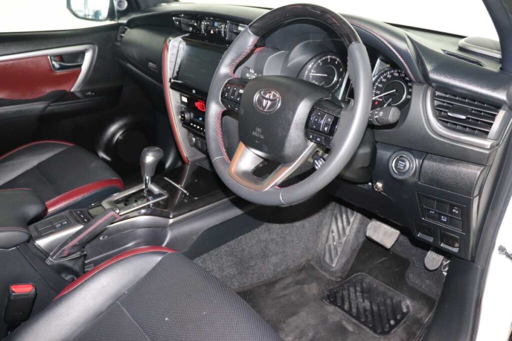 2024 TOYOTA FORTUNER 2.8 GD-6 4X4 VX A/T