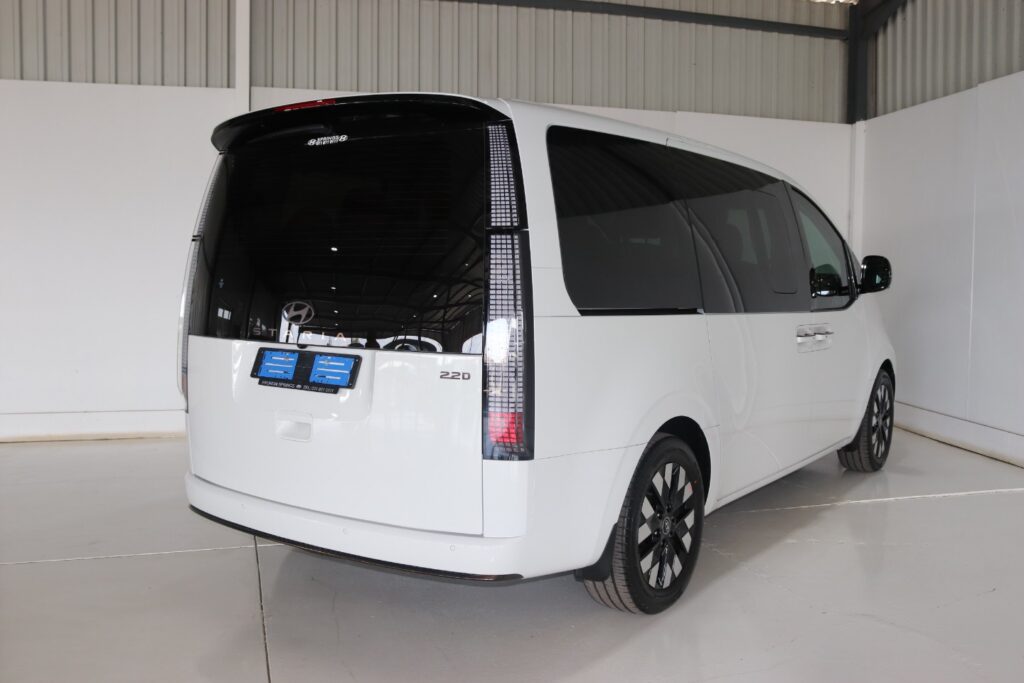 2026 HYUNDAI STARIA 2.2D LUXURY A/T