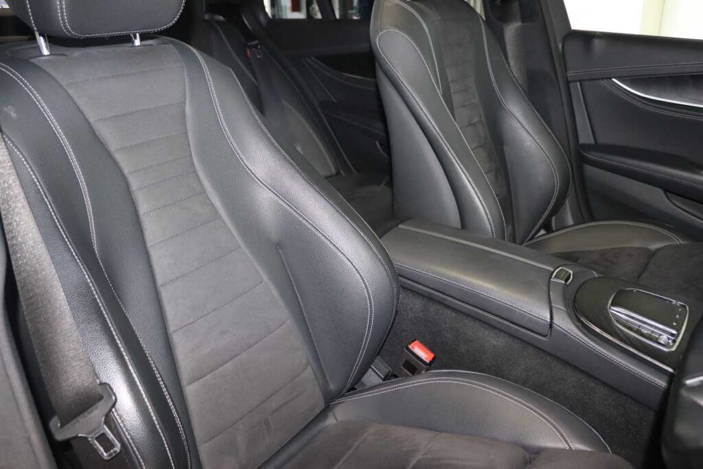 2021 MERCEDES-BENZ E 200