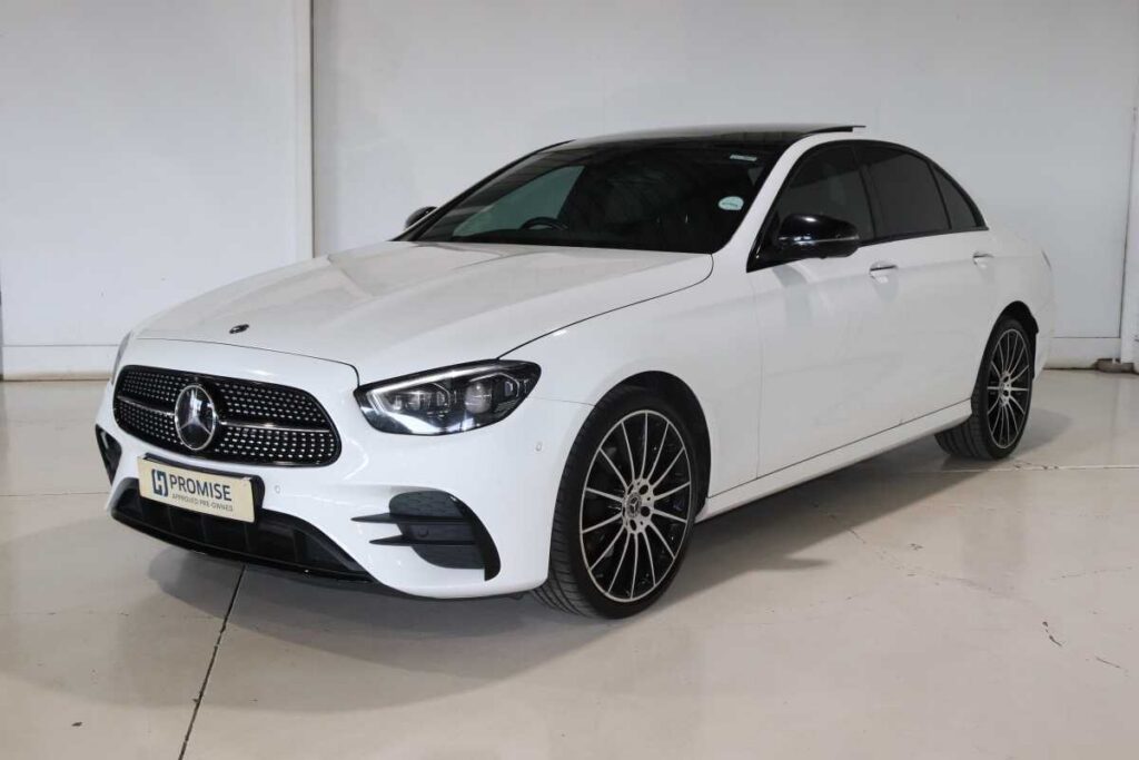 2021 MERCEDES-BENZ E 200