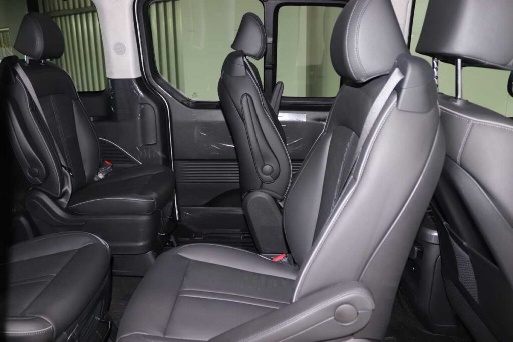 2026 HYUNDAI STARIA 2.2D LUXURY A/T