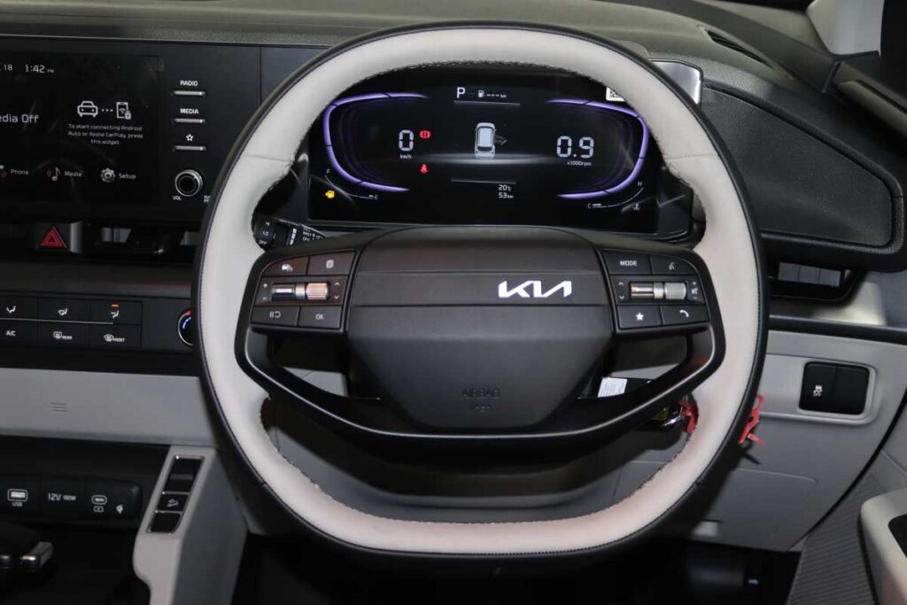2026 KIA CARENS 1.5D AT LX
