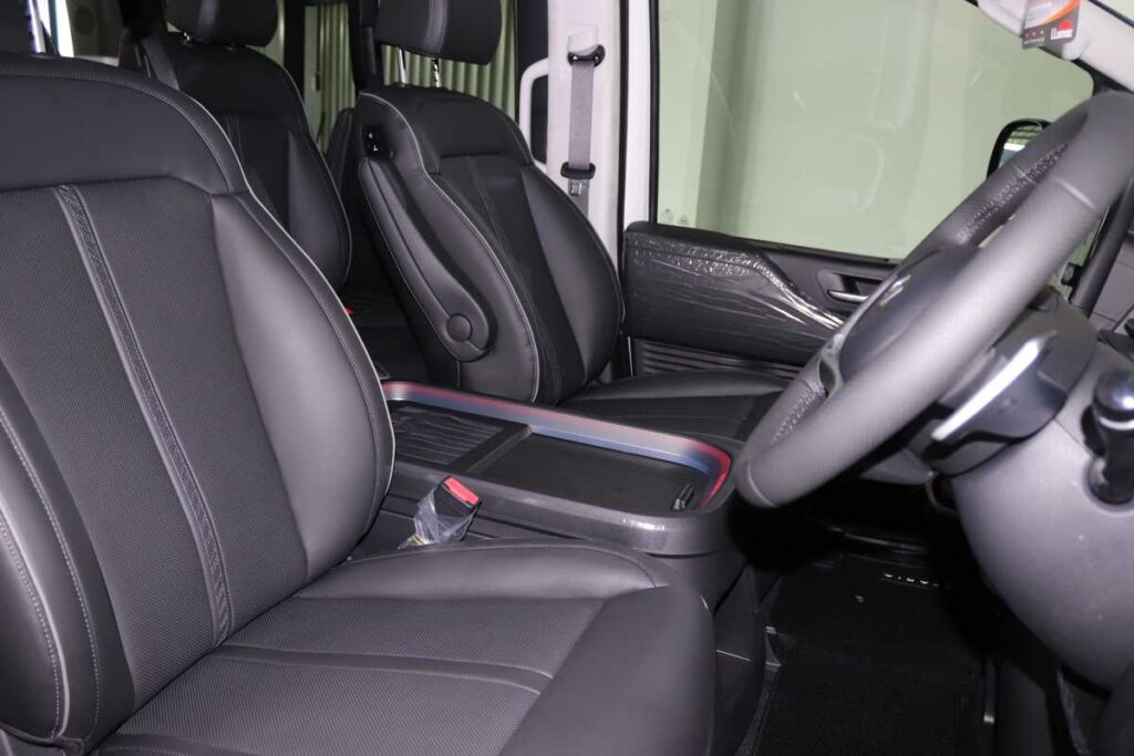 2026 HYUNDAI STARIA 2.2D LUXURY A/T