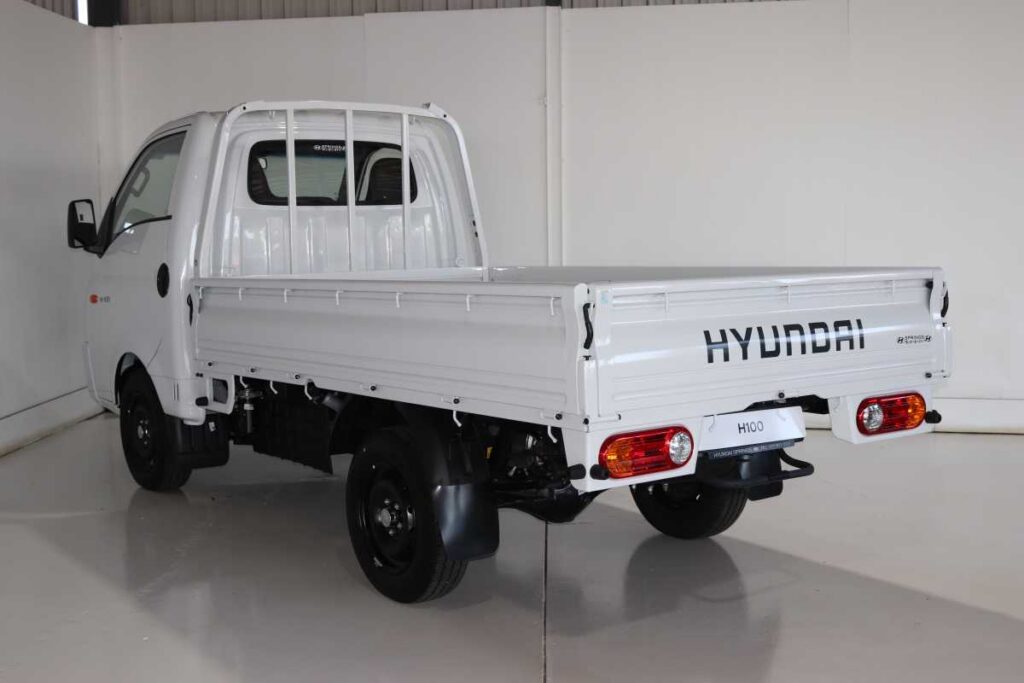2026 HYUNDAI H100 2.6D A/C F/C D/S
