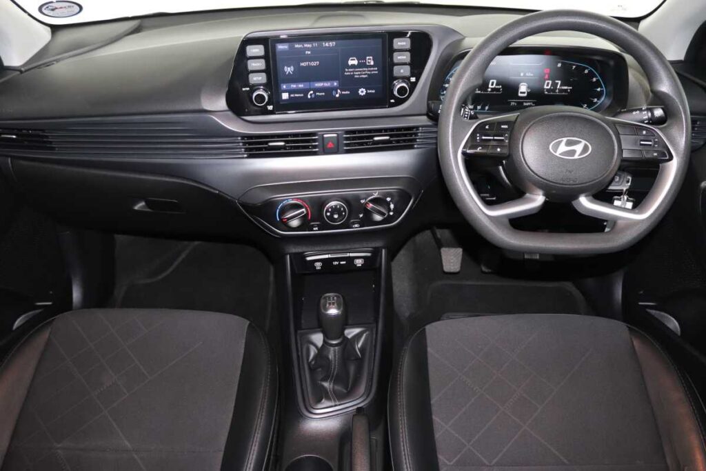 2024 HYUNDAI I20 1.2 PREMIUM