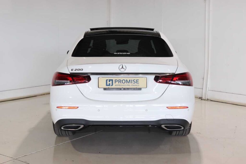 2021 MERCEDES-BENZ E 200