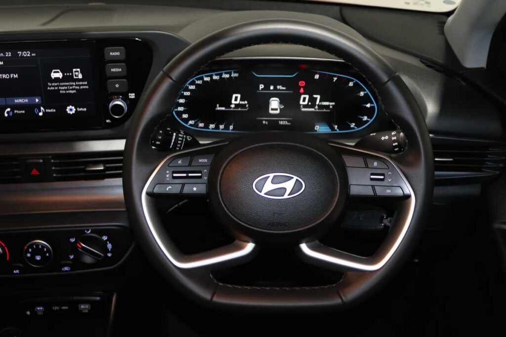 2025 HYUNDAI I20 1.4 EXECUTIVE A/T