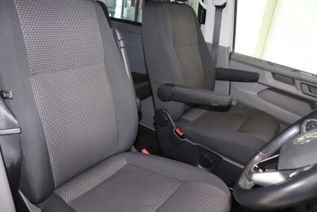 2024 VOLKSWAGEN T6.1 KOMBI 2.0TDi DSG 110KW TRENDLINE