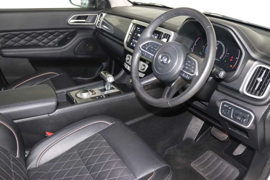 2024 GWM P-SERIES 2.0TD LT 4X4 A/T D/C P/U